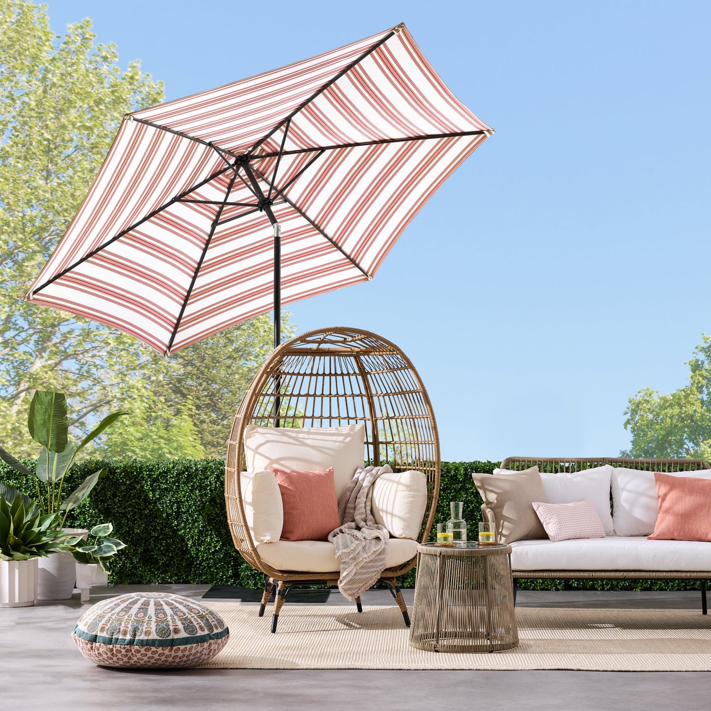 Outdoor Steel Striped Market Patio Umbrella w/ Tilt Crank Lift - 10ft